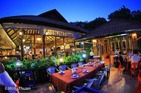 Pak Nam Seafood Restaurant Phuket - Phuket 101