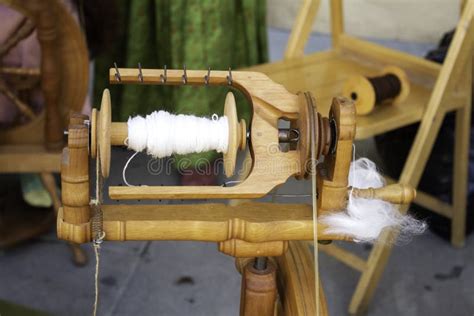 Spinning Wool on Spinning Wheel Stock Image - Image of craft, piemonte ...