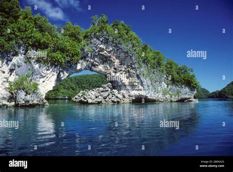 Caroline islands hi-res stock photography and images - Alamy