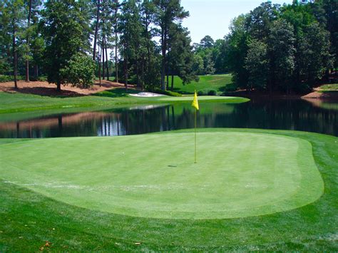 Lot Detail - Augusta National Golf Club (Masters) Course Flown Pin Flag