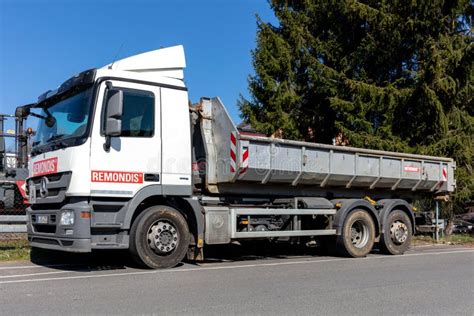 Remondis truck editorial photography. Image of dustcart - 179633502