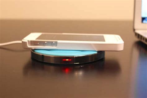 Wowhoo Qi Wireless Charger for Smartphone | Gadgetsin