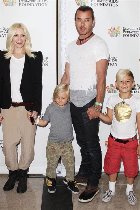 Gwen Stefani And Kids : Gwen Stefani S Kids Consider Blake Shelton A ...