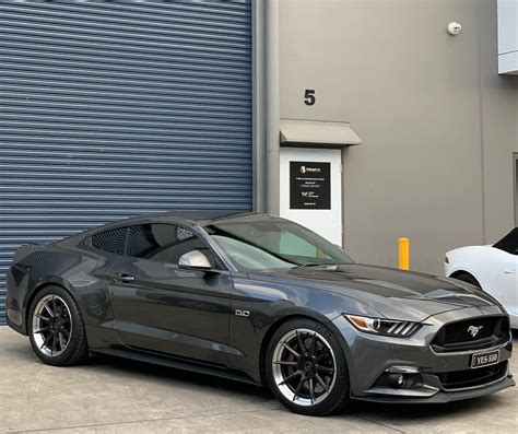 Ford Mustang GT S550 Grey BC Forged HCS04S Wheel | Wheel Front