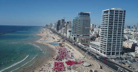 Aerial photograph of Tel Aviv Promenade beach - the central bathing ...