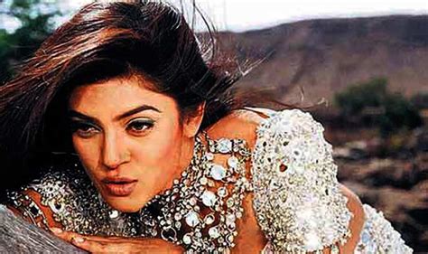 Sushmita Sen Birthday Special: Top 5 looks from the movies of the Miss Universe | Buzz News ...