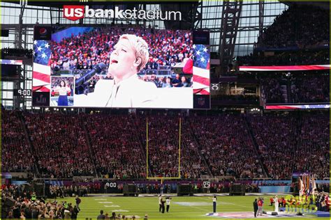 Pink Sings National Anthem at Super Bowl 2018 (Video): Photo 4027462 | Pink Photos | Just Jared ...