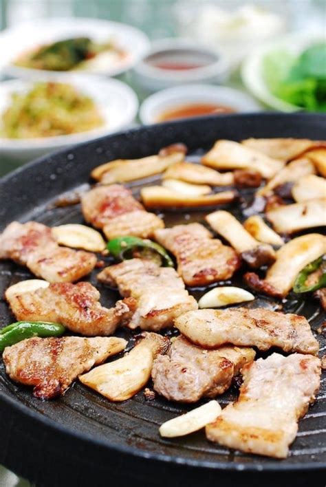 Samgyupsal Gui (Grilled Pork Belly) - Korean Bapsang