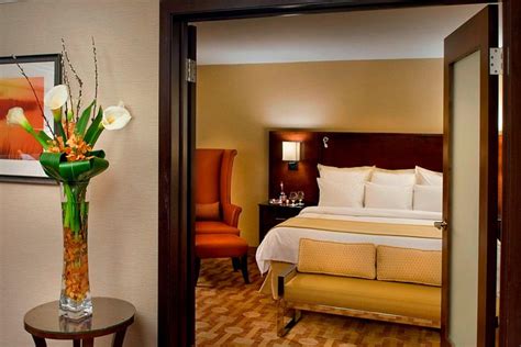 Trumbull Marriott Shelton Rooms: Pictures & Reviews - Tripadvisor