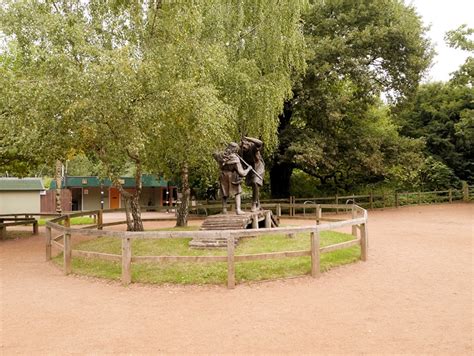 Sherwood Forest Visitor Centre © David Dixon :: Geograph Britain and ...