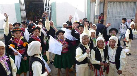 Visit Puno - Lake Titicaca, Uros Islands • Orana Travel