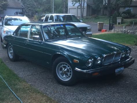 Jaguar XJ6 1983 4-Door Sedan British Racing Green - Classic Jaguar XJ6 ...