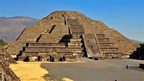 Guadalupe Shrine & Teotihuacan Pyramids Tour