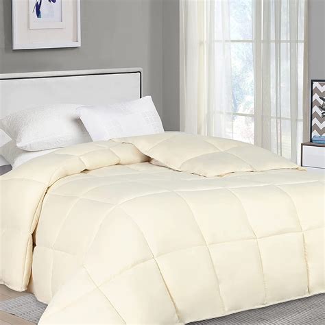 300GSM Lightweight Comforter All Season Down Alternative Bed Comforter ...