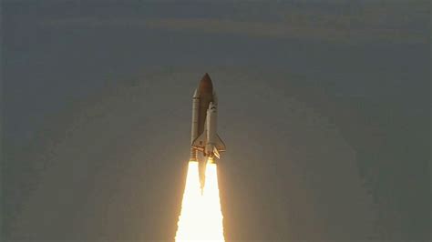 Shuttle Flying Through Atmosphere Stock Video Footage 00:06 SBV-300104778 - Storyblocks