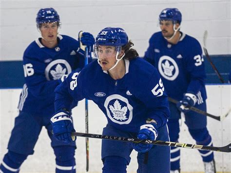 Maple Leafs roster takes shape ahead of season opener against Montreal ...