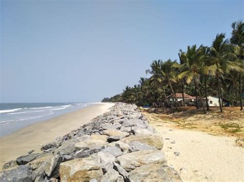 Malpe Beach Near Udupi, Udupi - Things to Do, Timings & Photos