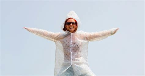 Bubble Wrap Suit Costume | Spicytec