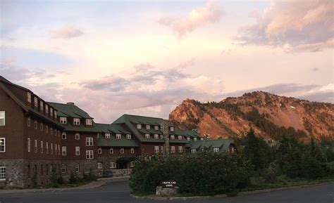 File:0707 Crater Lake Lodge.JPG - Wikipedia