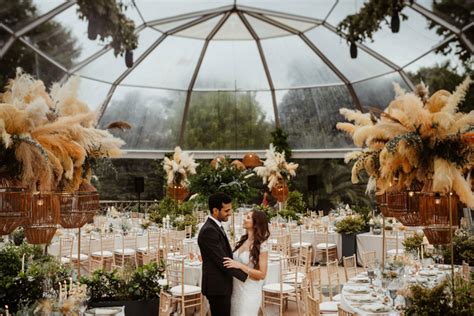 Gorgeously Detailed Portugal Greenhouse Wedding - Junebug Weddings