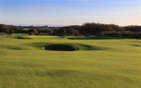 🏌️ Book & Save On A 2025 Golf Tour To Pyle & Kenfig Golf Club