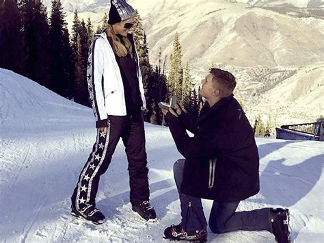 Paris Hilton got engaged and her engagement ring is huge - Business Insider