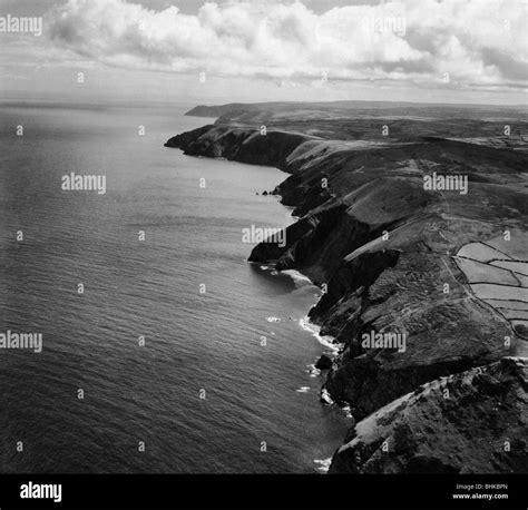 Atlantic coast line devon hi-res stock photography and images - Alamy