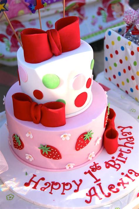 strawberry first birthday cake - Google Search | Strawberry shortcake ...