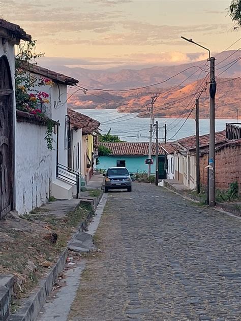 Photos from Suchitoto - NOMADIC BACKPACKER