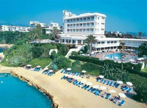 Cynthiana Beach Hotel in Paphos, Cyprus | Olympic Holidays