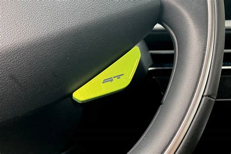 What Does the GT Button Do in the 2023 Kia EV6 GT? | Cars.com