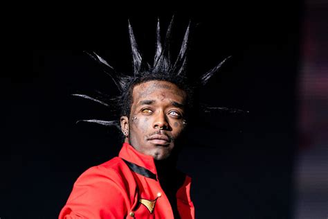 Lil Uzi Vert Gets New Tattoos On Forehead & Tongue (Photos)