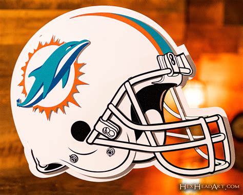 BLITZ Collection - Miami Dolphins Helmet 3D Vintage Metal Wall Art