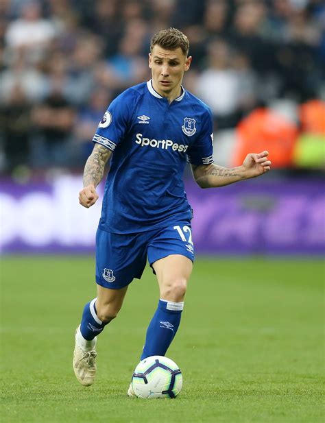 Everton fans react on Twitter to eye-opening Lucas Digne statistics