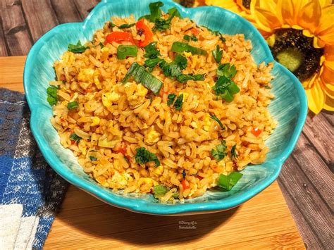 Diary of a Trendaholic : Simple Spicy Fried Rice Recipe | Turn Your Leftovers Into a Delicious Dish