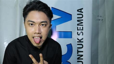 DJ Angger Dimas Ajak Penonton Bergoyang di Studio 6 Emtek City ...