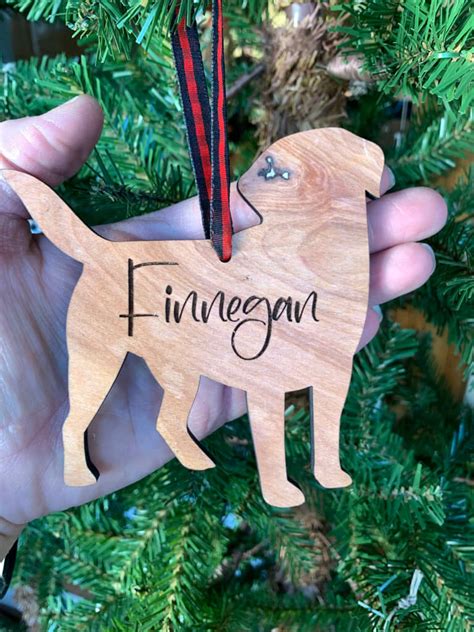 Labrador Personalized Christmas Ornament - Bead and Board