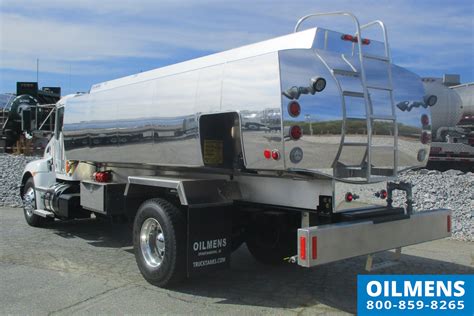 Oilmens Fuel Truck Stock 6213 - Fuel Trucks | Tank Trucks | Oilmens