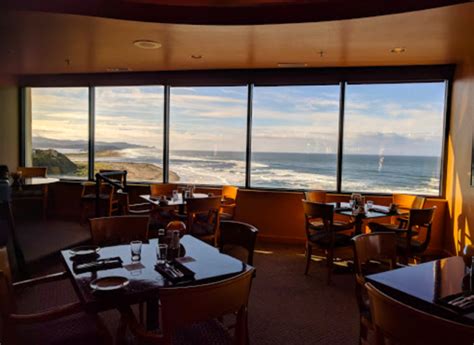 The Ocean Views Are Endless At This Top Floor Restaurant In Oregon | Ocean view restaurant ...