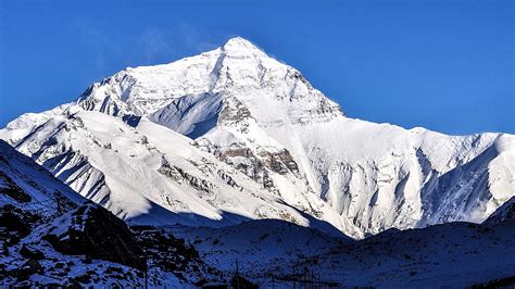 China and Nepal to cancel spring expeditions on Mt. Qomolangma - CGTN