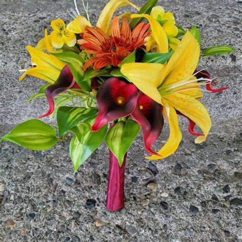 Tiger Lily Bouquet - Etsy