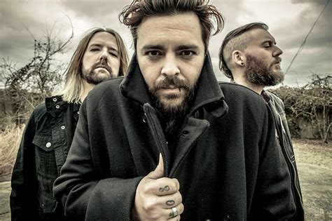 Seether Talk 'Isolate and Medicate' Album + Touring