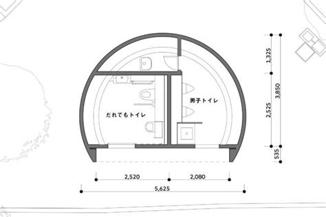 the floor plan for a small round house