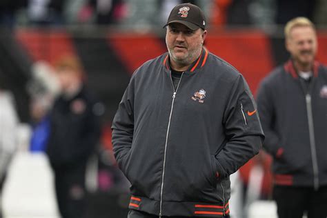 Browns interview Seahawks offensive line coach Andy Dickerson for open ...