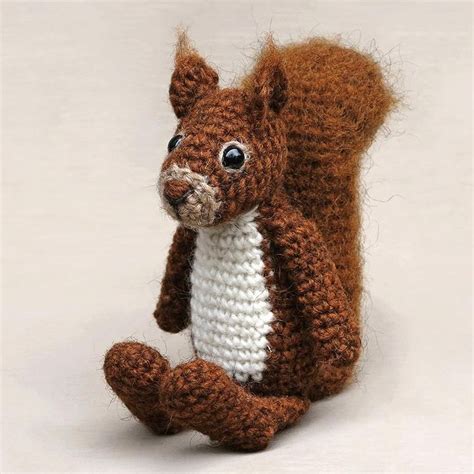 Free Amigurumi Squirrel Pattern – Crochet