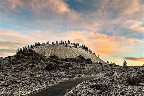 Newberry National Volcanic Monument - Unique Places in North America - WorldAtlas