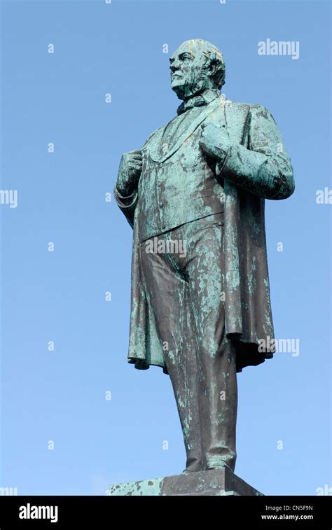 Iceland, Reykjavik, statue of the national hero Jon Sigurdsson in the ...