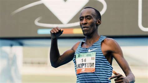 Kelvin Kiptum Sets New World Marathon Record With Stunning 2:00:35 in ...