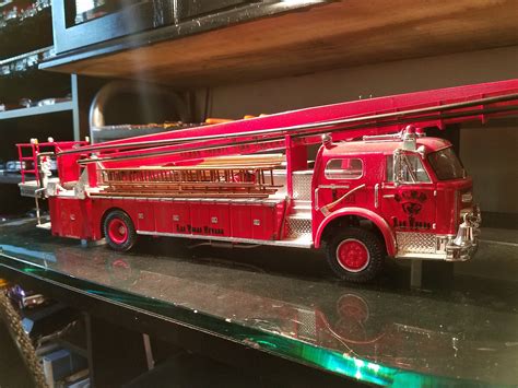 American LaFrance Ladder Chief FireTruck -- Plastic Model Truck Vehicle ...