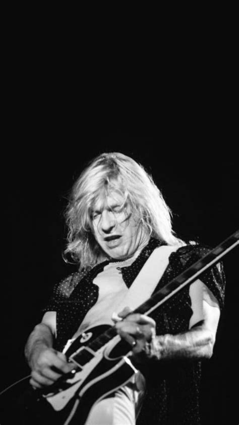 def leppard steve clark wallpaper | Def leppard, Def leppard wallpaper, Steve